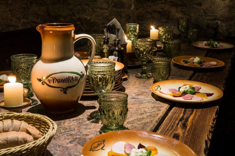Prague: Medieval Dinner with Transfers - Key Points
