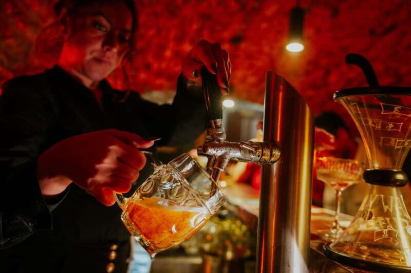 Prague: Monday Stand-Up Comedy in English - Practical Tips for Attending the Comedy Night