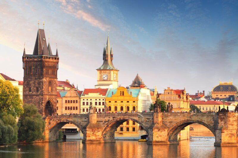 Prague: New Town and Vysehrad Private Tour - Key Points
