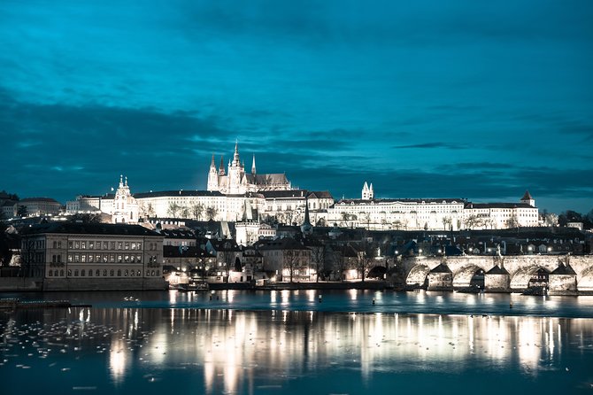 Prague Night Tour and River Vltava Dinner Cruise - Starting Point and Meeting Details
