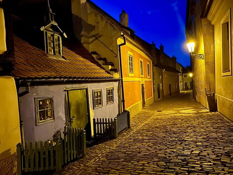 Prague: Night Walk through Prague Castle with City Views - Explore Prague Castle by Night with Stunning City Views