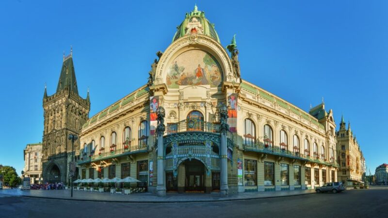 Prague: Old Town and Jewish Quarter 2-Hour Walking Tour - The Jewish Quarter’s Rich Heritage