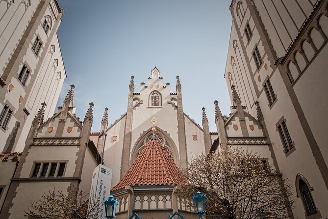 Prague Old Town and Jewish Quarter Walking Tour - Exploring the Stone Bell House and Its Legend