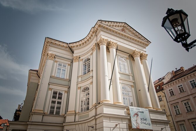 Prague Old Town and Jewish Quarter Walking Tour - Unraveling the Secrets of the Astronomical Clock