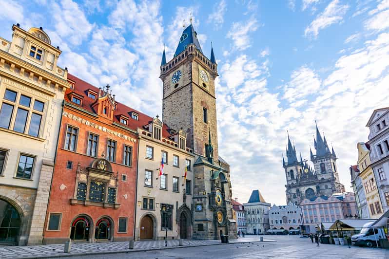 Prague: Old Town Guided Walking Tour and City Boat Ride - The Itinerary Breakdown: From Old Town to the River