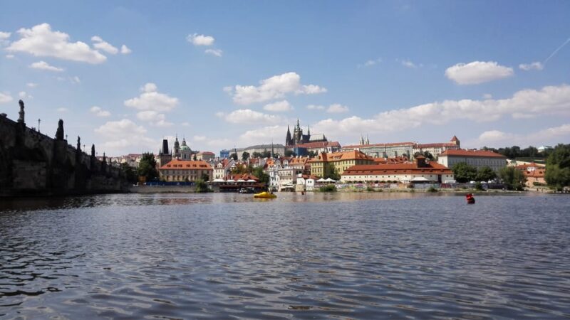 Prague: Old Town Guided Walking Tour and City Boat Ride - Practical Details: Meeting Point, Duration, and Accessibility