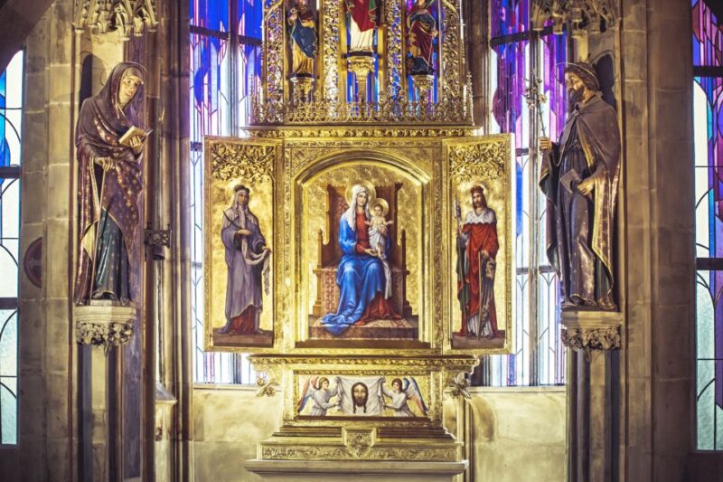 Prague: Old Town Hall Tower Entry Ticket - Visiting the Astronomical Clock and Its Hourly Show