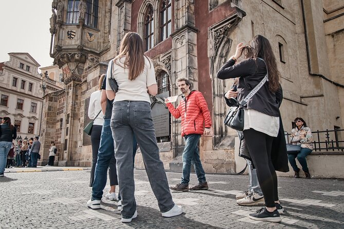 Prague Old Town, River Cruise and Prague Castle Sightseeing Tour Including Lunch - Prague Old Town, River Cruise and Prague Castle Sightseeing Tour Including Lunch