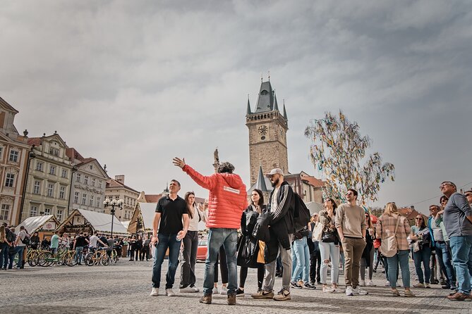 Prague Old Town, River Cruise and Prague Castle Sightseeing Tour Including Lunch - The Character of Prague’s Historic Buildings and Squares