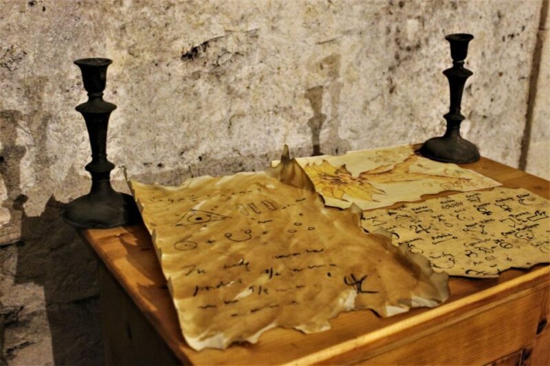 Prague: Oldtown, Medieval Underground & Dungeon History Tour - Accessibility and Physical Requirements