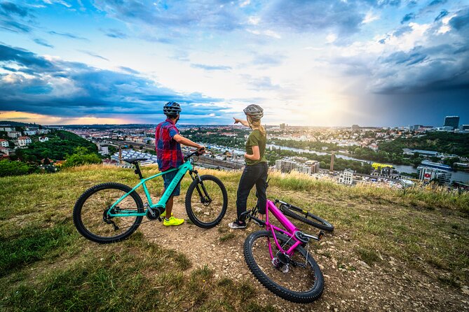 Prague on E-Bike: Explore Greater Downtown Parks & Epic Views - Visiting Devin Park and Its Panoramas