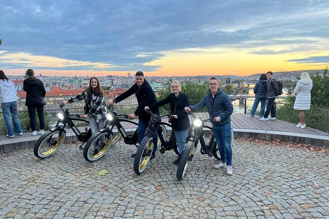 Prague on Stylish Retro styled E-Bike - Viewpoints & Sightseeing - Exploring Prague’s Main Landmarks from the E-Bike