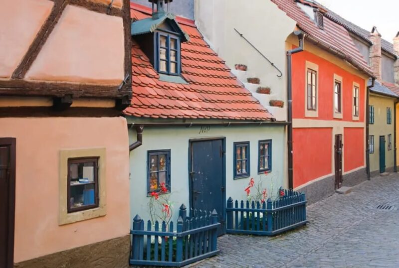 Prague: Prague Castle Guided Tour - Tour Pacing and Duration