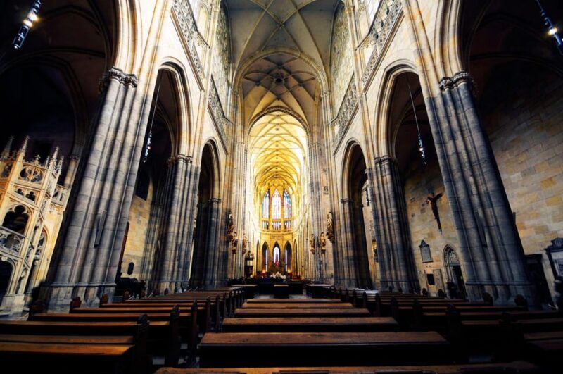 Prague: Prague Castle Guided Tour with Entrance Ticket - Key Points