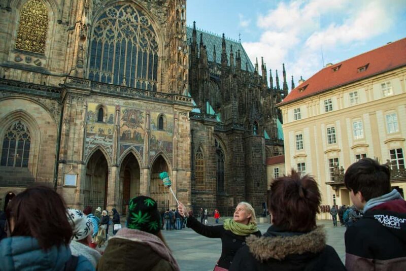 Prague: Prague Castle Tour without interiors in German - The Sum Up: A Scenic, Cost-Effective Way to Experience Prague Castle Outdoors