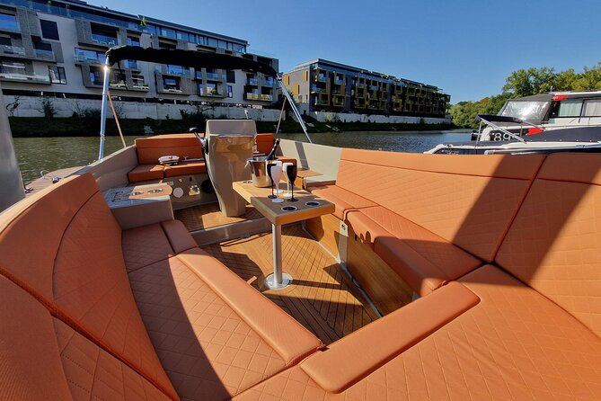 Prague Private Boat Tour - Key Points