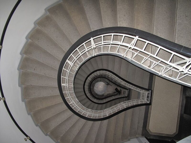 Prague: Private Cubism & Art Nouveau Walking Tour - Exploring Art Nouveau Highlights in the City Center