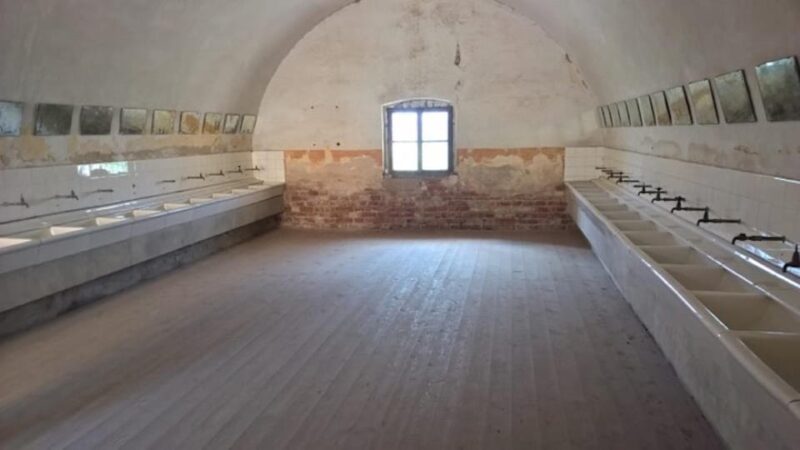 Prague: Private day tour of Terezin concentration camp - Practical Details and Accessibility