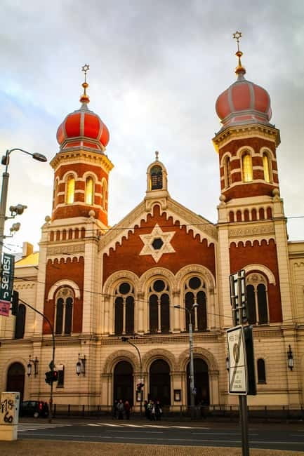 Prague: Private Day Trip to Pilsen with Brewery Tour - Logistics and Group Size