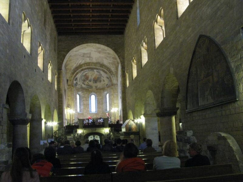 Prague: Private Prague Castle Interior Tour - Discovering the Tetí Nádvoří and Royal Chambers