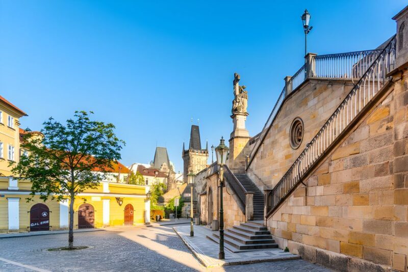 Prague: Private tour of Malá Strana, Kampa, & Charles Bridge - Artistic and Cultural Highlights Along the Route