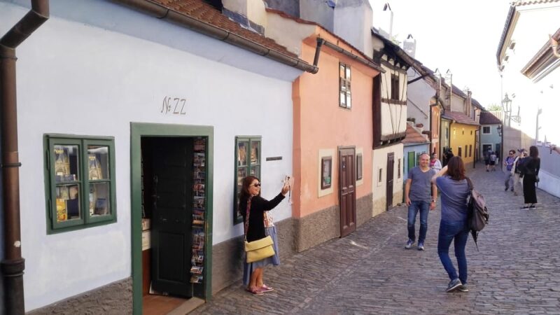 Prague: Private tour of Prague castle, meet up at hotel - Access and Ticketing: Avoiding Queues at Prague Castle