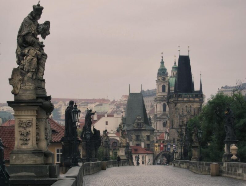 Prague. Private tour - Ideal For Who Wants a Fast, Focused Tour