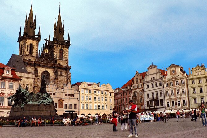 Prague Private Tour with rooftop bar and Prosseco - Key Points