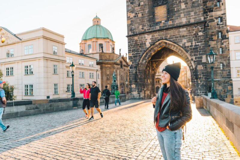 Prague: Professional Photoshoot at Charles Bridge - Elegant Photoshoot at Prague’s Iconic Charles Bridge for $90