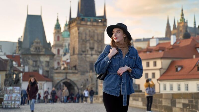 Prague: Professional Photoshoot at Charles Bridge - What Makes This Photoshoot a Great Choice