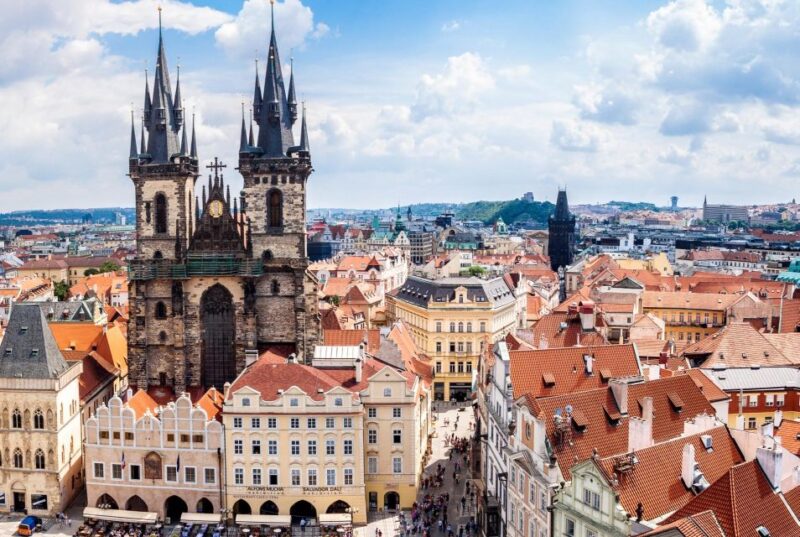 Prague Royal Castle, St Vitus, Golden Lane Tour with Tickets - Visiting the Old Royal Palace and Vladislav Hall