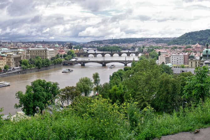 Prague Running Tour: City Highlights And Hidden Places - Running Through Charles Bridge and Its Surroundings