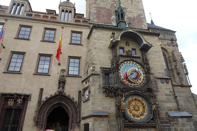 Prague self-guided walking tour and scavenger hunt - Key Points