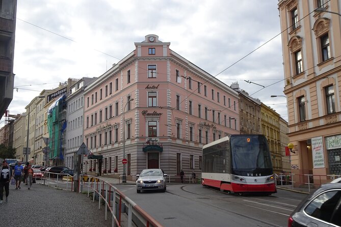 Prague self-guided walking tour and scavenger hunt - Accessibility and Practical Tips