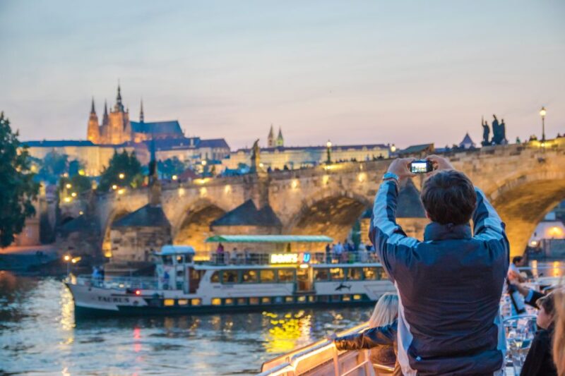 Prague: Sightseeing Boat Cruise with Buffet Dinner - Entertainment, Atmosphere, and Music Aboard