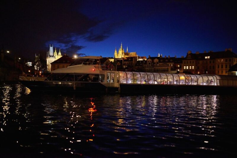 Prague: Sightseeing Dinner Cruise on Open-Top Glass Boat - Accessibility and Practical Tips