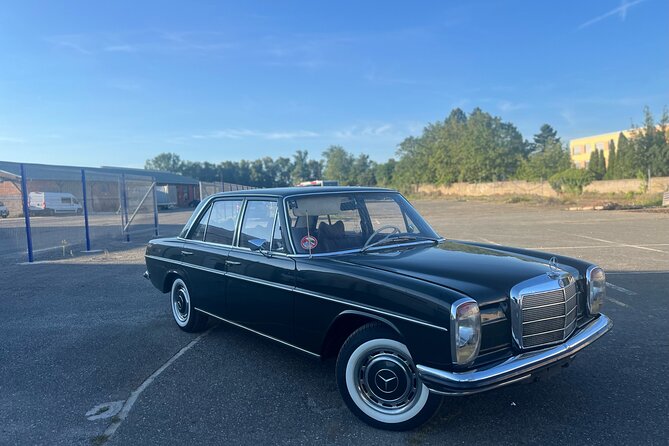 Prague Sightseeing Express Tour in Classic Car - Key Points