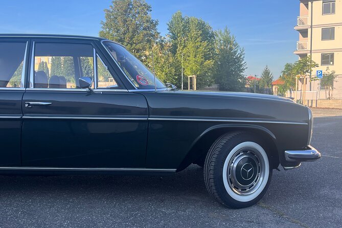 Prague Sightseeing Express Tour in Classic Car - Practicalities: Booking, Group Size, and Weather Considerations