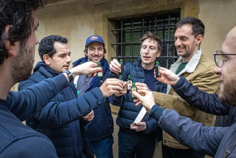 Prague: Stag and Hen Do Escape Game - The Embarrassing Photos and Scandalous Stories