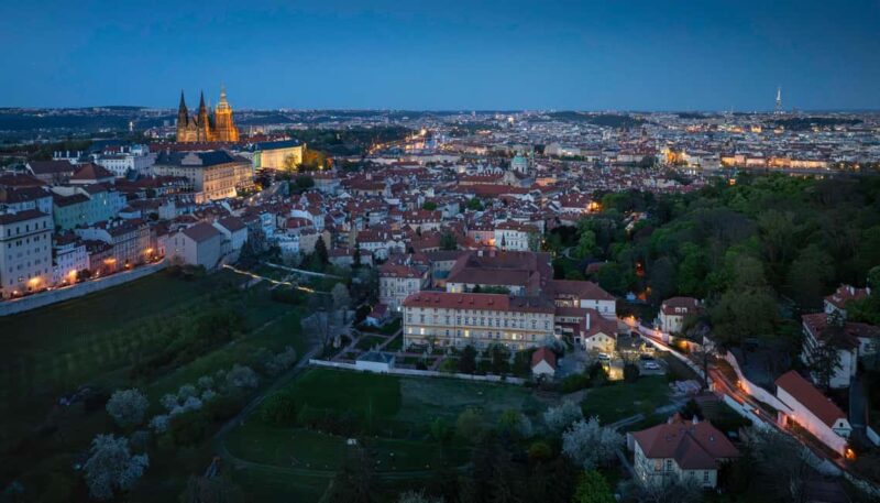 Prague: Strahov Monastery Private Tour after closing hours - Exploring the Strahov Library’s Baroque Grandeur
