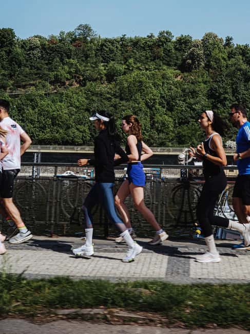 Prague: Sunrise Run & Breakfast with Czech Champion - Exclusive Views of Charles Bridge and the Castle