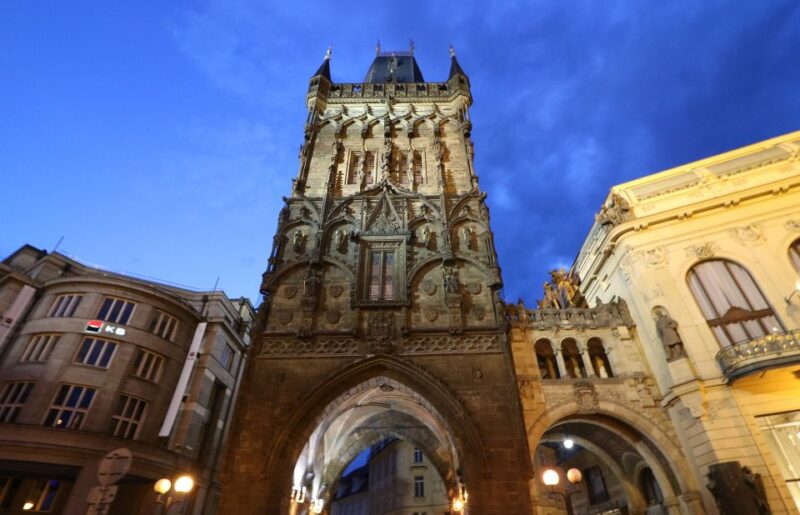 Prague Tour in Spanish - Practical Details: Meeting Point, Access, and Logistics
