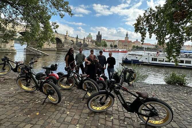 Prague Trike & E-Bike Combo Tour - Key Points