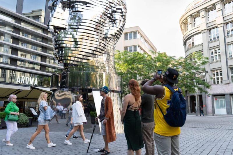 Prague: Ultimate Old and New Town Walking Tour + Free Drink - Relaxing at a Local Bar with a Free Drink