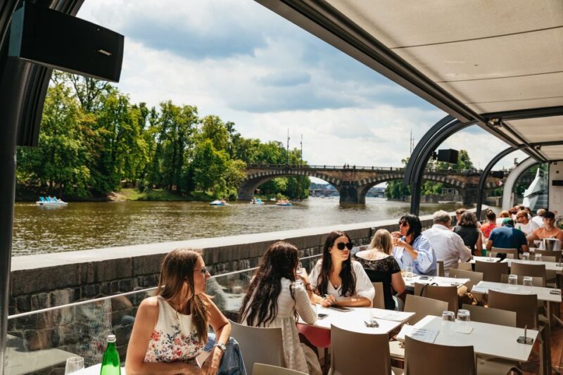 Prague: Vltava River Lunch Cruise in an Open-Top Glass Boat - The Buffet Lunch and Drinks Selection