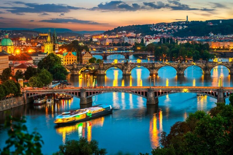 Prague: Vltava River Night Cruise with Buffet - Discover Prague by Night on the Vltava River with Buffet Dinner