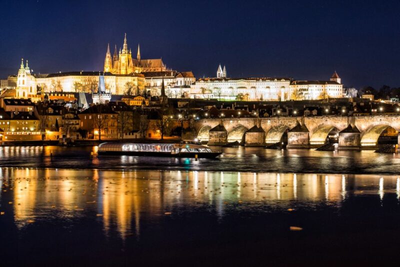 Prague: Vltava River Night Cruise with Buffet - The Buffet Dinner: Czech and International Flavors