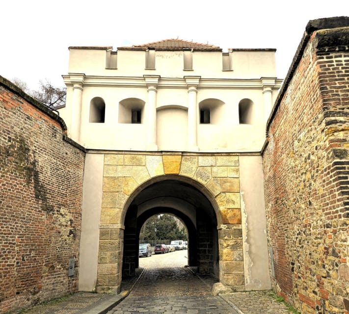 Prague: Vyehrad Audio Guide with Optional Basilica Ticket - Booking and Cancellation Flexibility