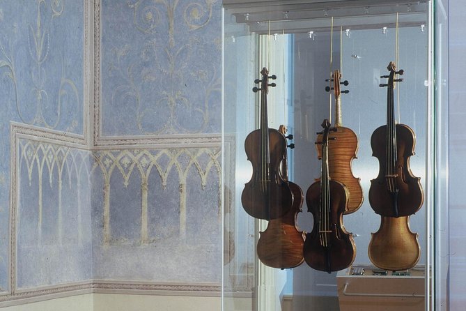 Prague Walking Tour Following in Mozart's Footsteps - Visiting the Czech Museum of Music