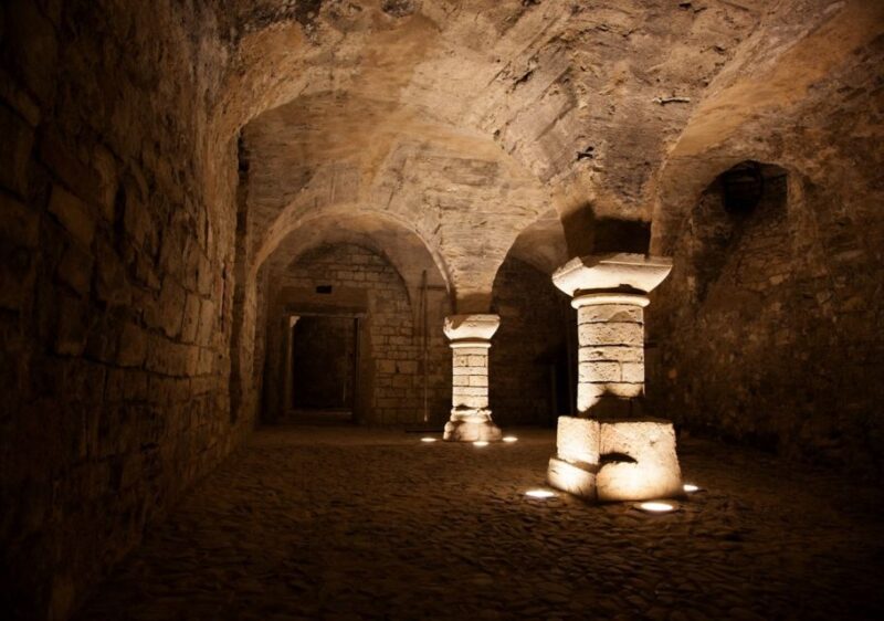 Prague: WWII Guided Tour & The Crypt of Operation Anthropoid - Key Points